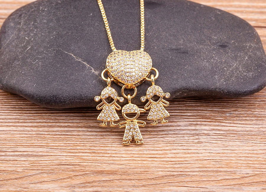 Mother's Love Necklace – 18K Gold Plated